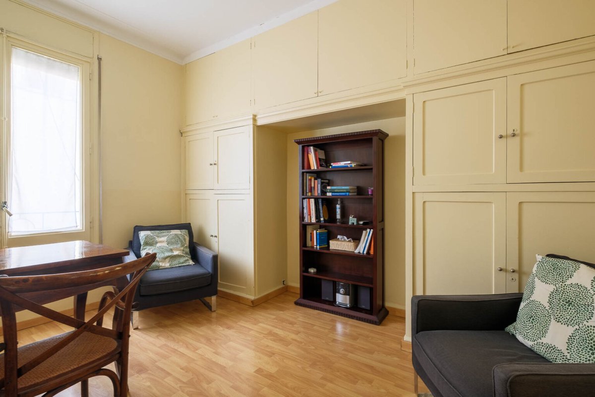 Natural daylight consulting room at Gal·la Placídia